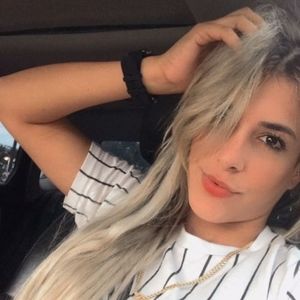 Meet your Posher, Yurienni